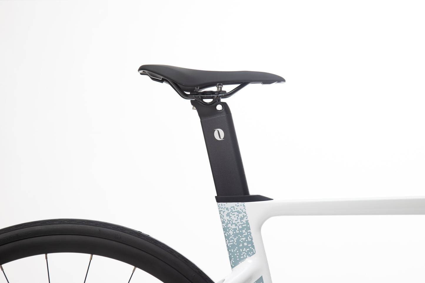 SILURO 6 SHIMANO 105